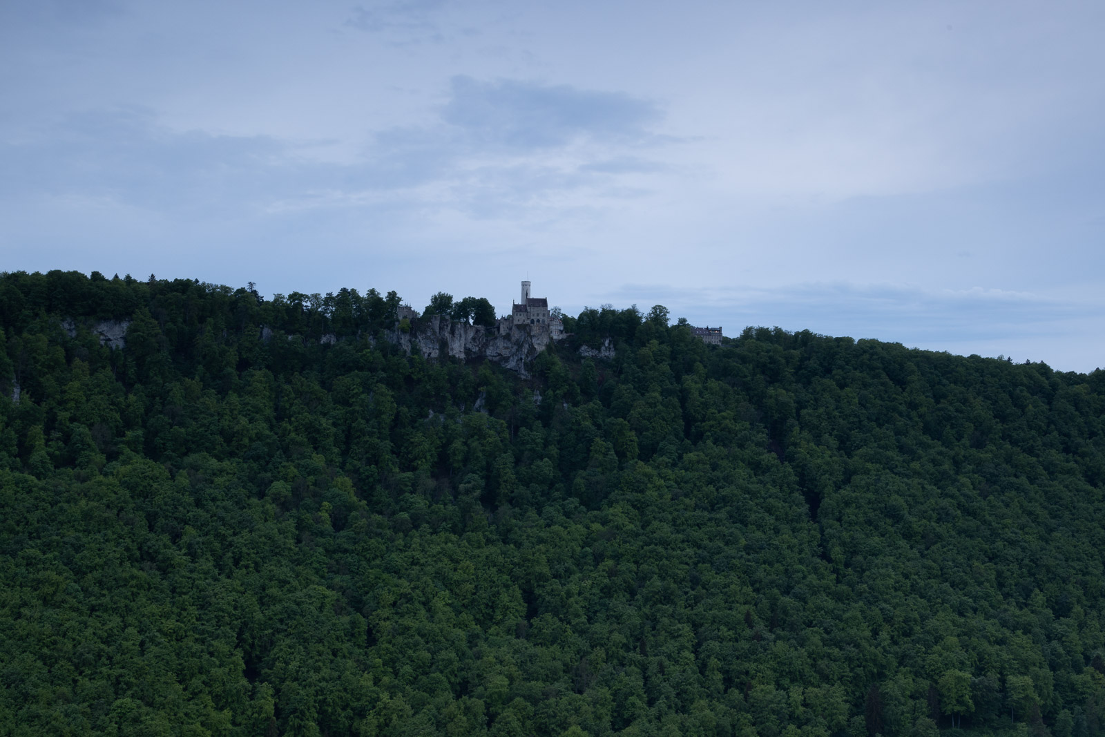Diesiges Wetter am Schloss Lichtenstein